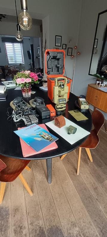 THEOMAT WILD HEERBRUGG LEICA T1000 THEODOLITE & DI1000/GRE3 beschikbaar voor biedingen