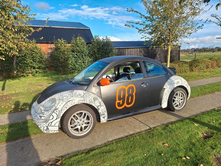 Volkswagen beetel 1.4cc essence, Autos, Volkswagen, Particulier, Coccinelle, ABS, Airbags, Radio, Essence, Euro 4, Hatchback, 2 portes