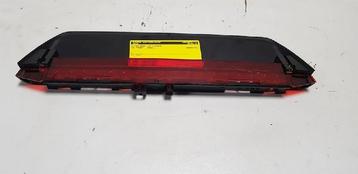 FEU STOP CENTRAL ARRIERE Passat (3G2) (|3G5945087|), Utilisé, Volkswagen