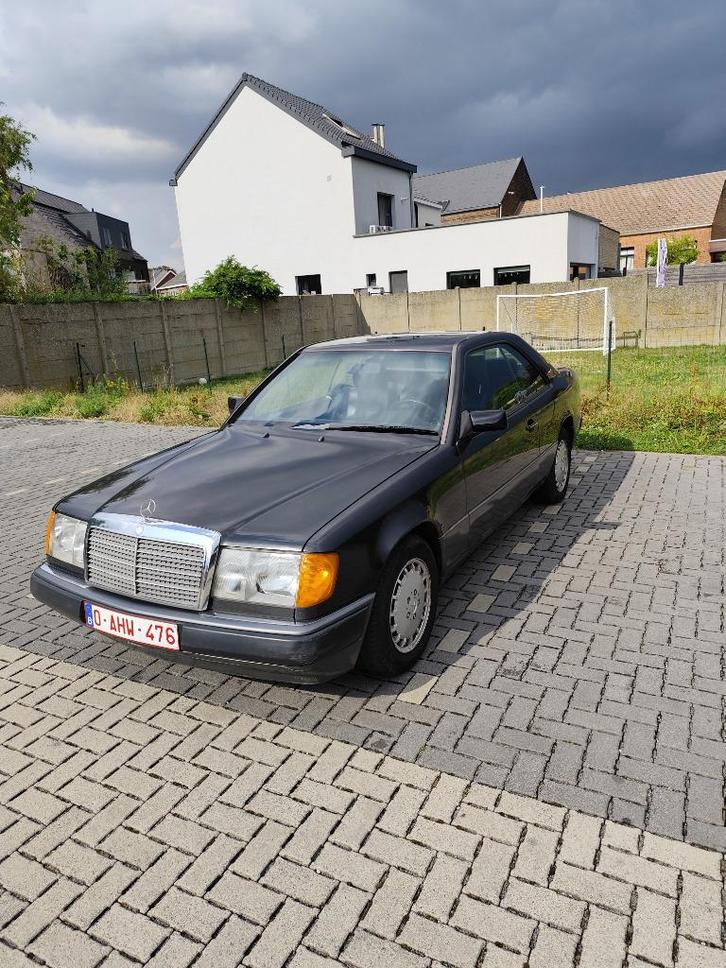 mercedes ce230, Auto's, Mercedes-Benz, Particulier, E-Klasse, Benzine, Zwart, Zwart, Ophalen
