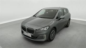 BMW 2 Serie 218 218IA Active Tourer LuxuryLine CUIR / NAVI /, Auto's, BMW, Monovolume, Gebruikt, 136 pk, Bedrijf