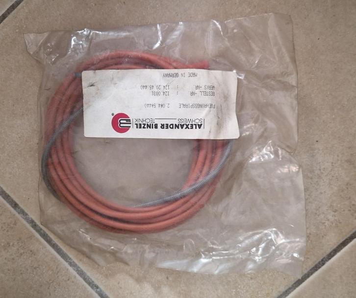 Gaine guide-fil acier rouge Binzel 124.0001 NEUVE 4m, Doe-het-zelf en Bouw, Elektriciteit en Kabels, Nieuw, Kabel of Snoer, Ophalen
