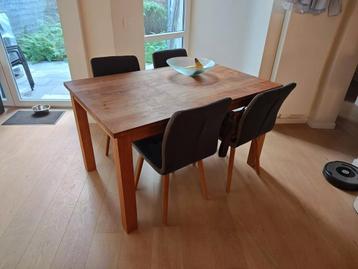 Teakhouten tafel, afmetingen 90 x 140 x 78 cm beschikbaar voor biedingen