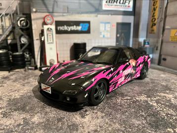 1:18 Mazda RX7 - nieuw in de doos beschikbaar voor biedingen