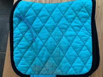 Zadeldekje paard BR blauw beschikbaar voor biedingen