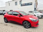 Renault Clio R.S LOOK 1.2i CarPlay * 1 JAAR GARANTIE * !, Auto's, Voorwielaandrijving, Euro 5, Stof, Zwart