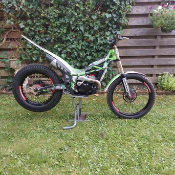 Moteur d'essai Vertigo Nitro 250cc 2022, Enlèvement ou Envoi, Comme neuf