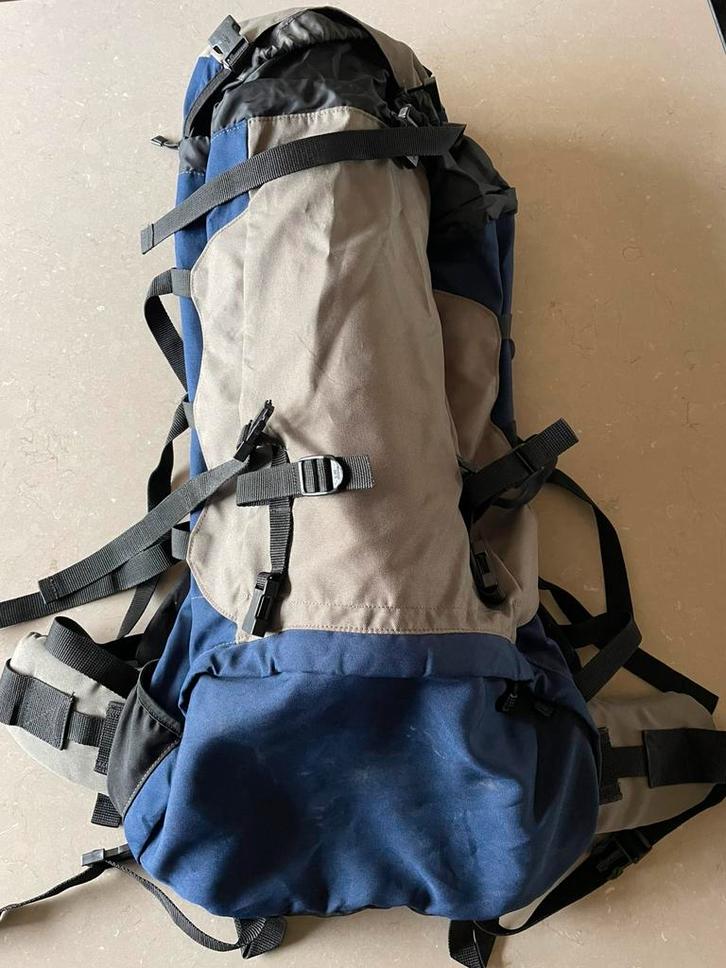 Zware kwaliteit rugzak Azimut 60 in Ledegem, Bijoux, Sacs & Beauté, Sacs | Sacs à dos, Comme neuf, Enlèvement