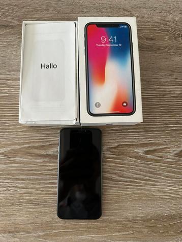iPhone x voor onderdelen beschikbaar voor biedingen
