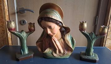 Vintage religieus buste met kandelaars beschikbaar voor biedingen