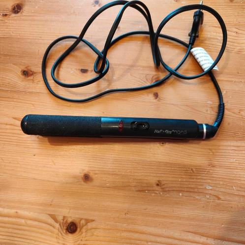 Fer à lisser ceramic Babyliss Nono en très bon état, Handtassen en Accessoires, Uiterlijk | Haarverzorging, Zo goed als nieuw