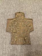 Bronzen kruis 1979, Antiek en Kunst, Ophalen of Verzenden, Brons