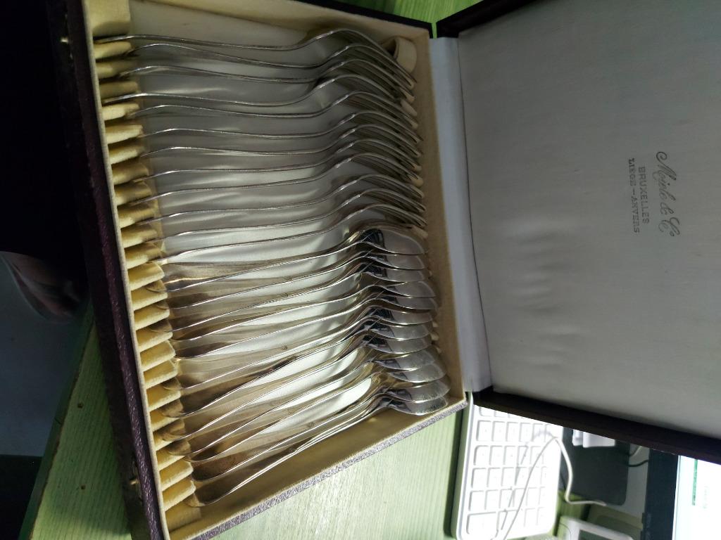 24 delig bestek, Enlèvement ou Envoi