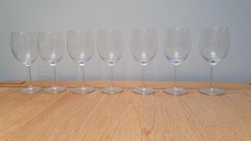 Setje van 7 wijnglazen 18 cm H 6,5 cm diameter, Verzamelen, Glas en Drinkglazen, Zo goed als nieuw, Overige typen, Ophalen