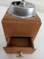 Oude koffiemolen (nummer 2), Antiek en Kunst, Ophalen