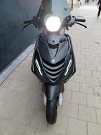 Zip piaggio a klasse jaar 2020 km 6.599, Fietsen en Brommers, Scooters | Piaggio, Ophalen, Zo goed als nieuw, Zip