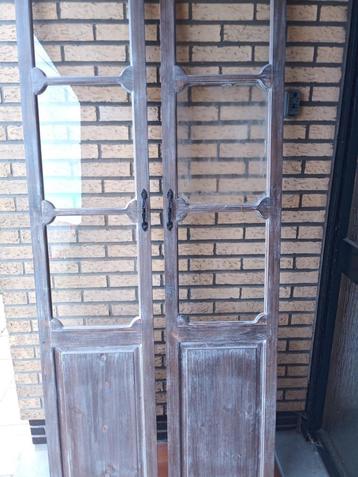 houten schuifdeuren beschikbaar voor biedingen