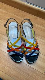 Chaussures à lanières multicolores, Comme neuf