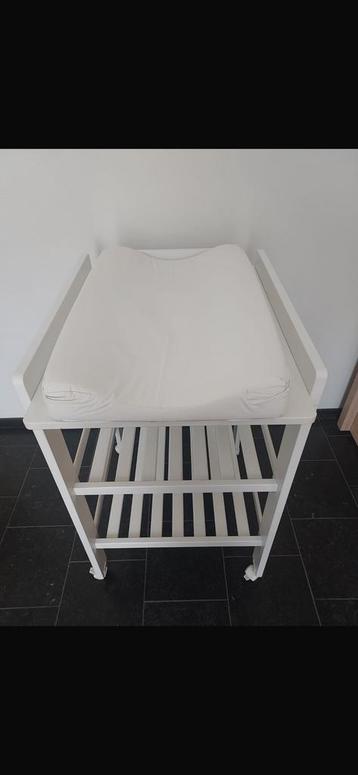 Babyartikelen beschikbaar voor biedingen