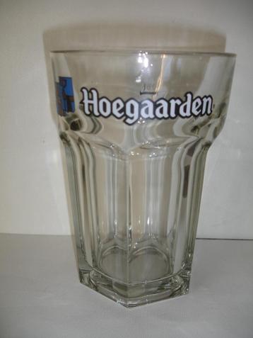 Groot glas Hoegaarden 0,5l, bezit 8 stuks aan 1,50 € per stu beschikbaar voor biedingen