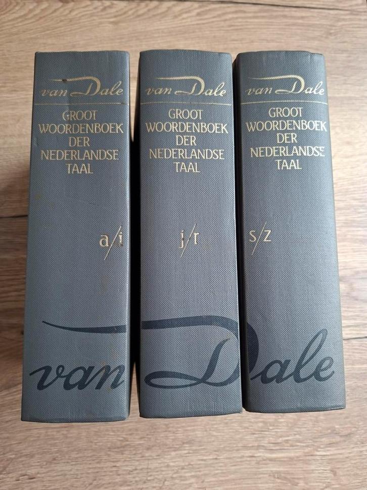 Van dale : Groot woordenboek der Nederlandse taal, Boeken, Woordenboeken, Zo goed als nieuw, Van Dale, Ophalen of Verzenden