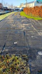 Eenmalige partij: 50 gebruikte kunststof rijplaten 300x100cm, Ophalen of Verzenden, Zo goed als nieuw