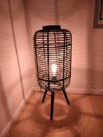 Zwarte rotan vloerlamp, Huis en Inrichting, Ophalen, Overige materialen, Nieuw, Minder dan 100 cm