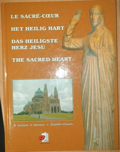 Le Sacré-Coeur - Het Heilig Hart - Das Heiligste Herz Jesu -, Livres, Art & Culture | Architecture, Comme neuf, Autres sujets/thèmes