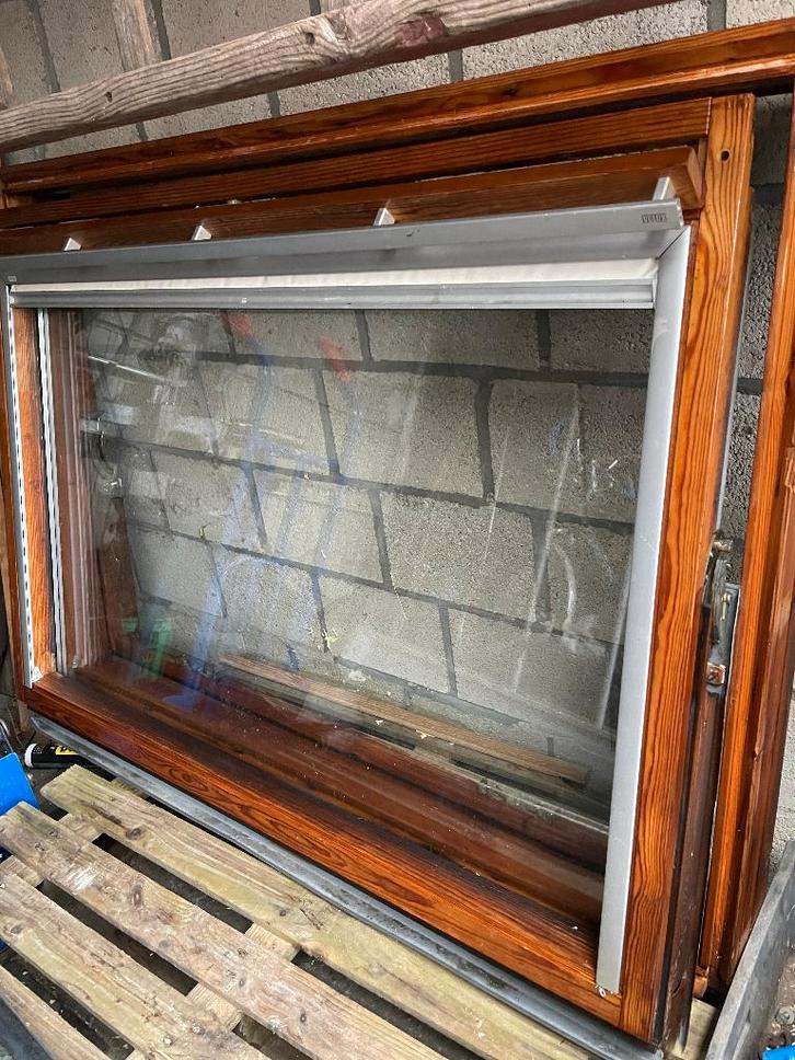 Puits de lumière en bois VELUX + double vitrage + robinettes, Bricolage & Construction, Vitres, Châssis & Fenêtres, Utilisé, Lucarne