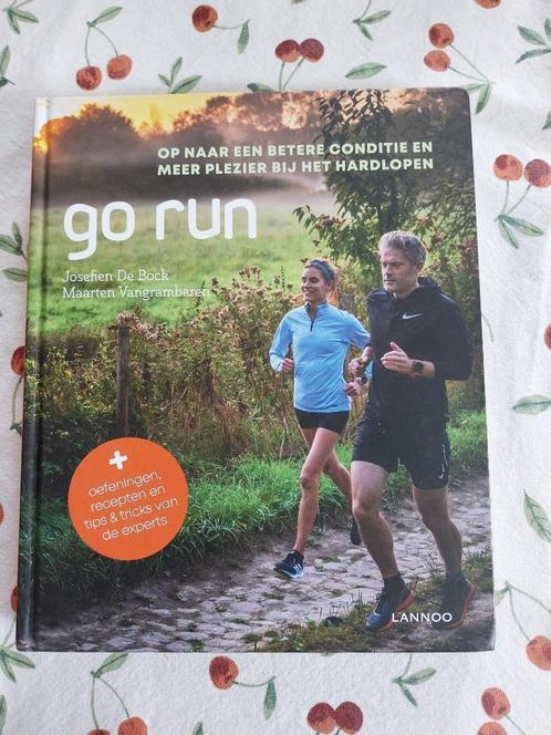 Go Run: Josefien De Bock Maarten Vangramberen, Boeken, Sportboeken, Ophalen of Verzenden