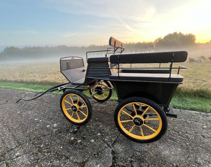 Van Den Heuvel koets + Ideal gareel, Dieren en Toebehoren, Rijtuigen en Koetsen, Zo goed als nieuw, Marathonwagen, Pony