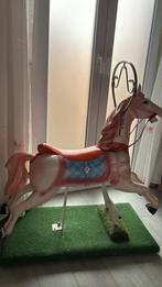 Cheval de foire, Antiquités & Art, Enlèvement