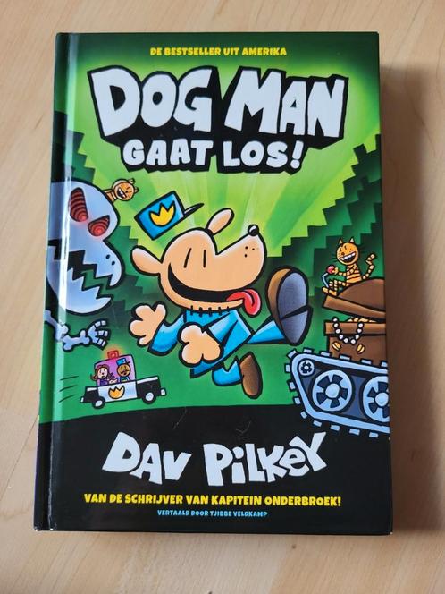 Dav Pilkey - Dog Man gaat los!, Boeken, Kinderboeken | Jeugd | onder 10 jaar, Zo goed als nieuw, Ophalen of Verzenden