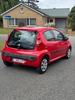 Perfecte eerste auto — Peugeot 107, slechts 74.000, Stof, Bedrijf, Rood, Euro 5