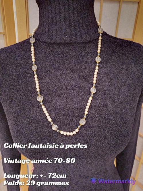 Collier fantaisie à perles, Bijoux, Sacs & Beauté, Colliers, Utilisé, Autres matériaux, Blanc, Enlèvement ou Envoi