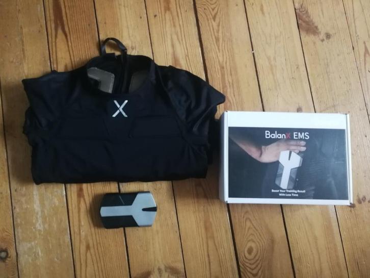 BalanX EMS pak elektrostimulatiepak - S Man M Vrouw, Sport en Fitness, Fitnessapparatuur, Gebruikt, Overige typen, Armen, Benen
