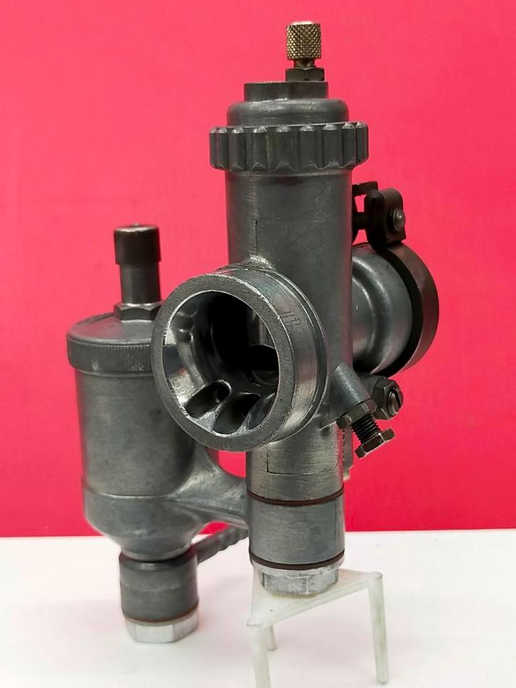 Bing 22 mm carburateur. Agria Hirth Oldtimer, Motos, Pièces | Oldtimers & Ancêtres, Enlèvement ou Envoi