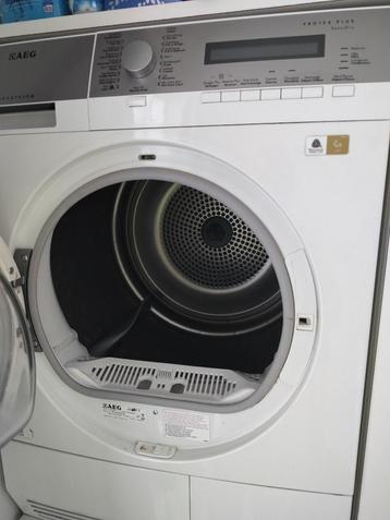 Warmtepomp droogkast AEG 8kg beschikbaar voor biedingen