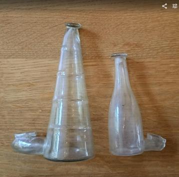 antieke waterflesjes voor vogels, vogeldrinkflesjes beschikbaar voor biedingen