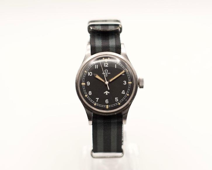Omega - Ref.: 2777-1 - RAF 6B/542 RAF "Fat Arrow" 1953, Handtassen en Accessoires, Horloges | Heren, Zo goed als nieuw, Polshorloge