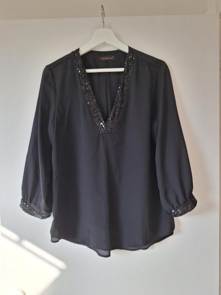 Feestelijk zwart bloesje (taille 2), Kleding | Dames, Blouses en Tunieken, Gedragen, Maat 38/40 (M), Zwart, Ophalen of Verzenden