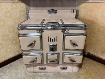 Cuisiniere houtgestookt oven kachel beschikbaar voor biedingen