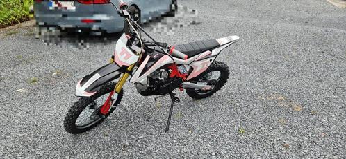 Ultra crossmotor 125cc, Motoren, Motoren | Overige merken, Bedrijf, Crossmotor, 11 kW of minder, 1 cilinder, Ophalen