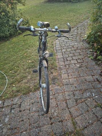 Heren fiets beschikbaar voor biedingen