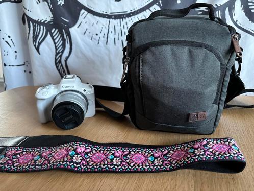 Canon EOS R50 wit + RF-S 18-45mm IS STM, Draagtas en riem, Audio, Tv en Foto, Fotocamera's Digitaal, Zo goed als nieuw, Canon