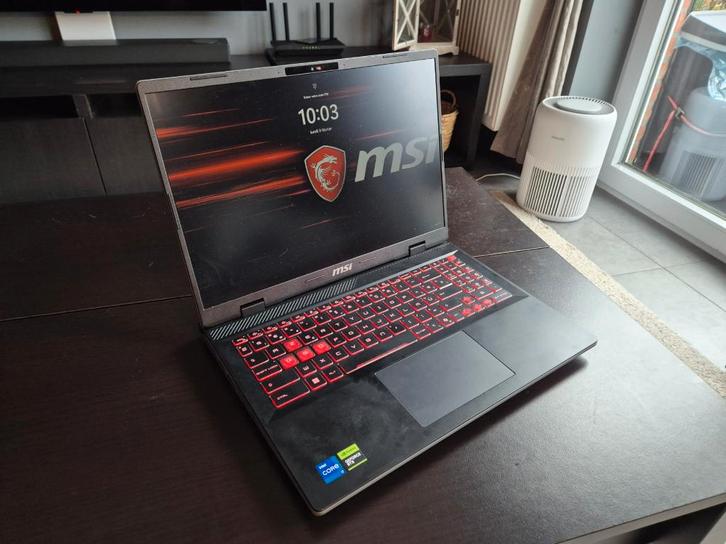 PC portable Gaming MSI Sword 16 hx b13vfkg, Informatique & Logiciels, Ordinateurs portables Windows, Comme neuf, 16 pouces, SSD