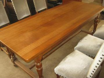   table en bois propre: Salontafel  avec 6 chaises en très b