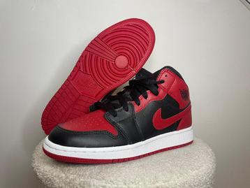 Jordan 1 Mid Banned EU 37.5