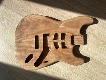 Réplique du corps de guitare Stratocaster, Musique & Instruments, Enlèvement ou Envoi, Solid body