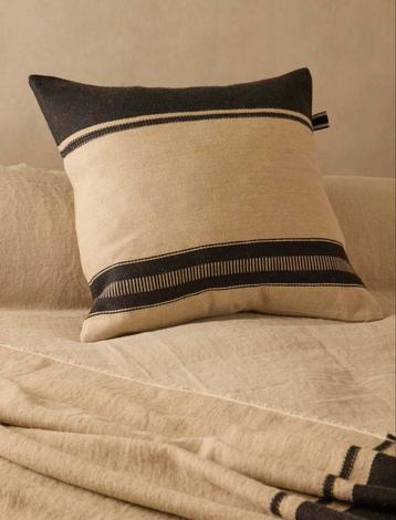 LIBECO deco kussen linnen en wol 63x63 cm beschikbaar voor biedingen